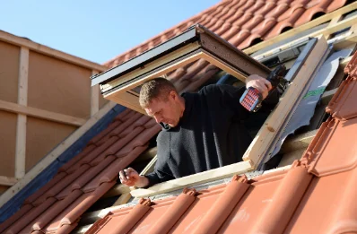 Pose de fenêtres de toit Velux à Porcelette
